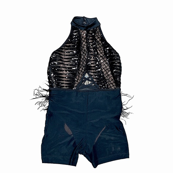 Glamorous Sequence embellish mesh Shorts/Top - Picture 4 of 5